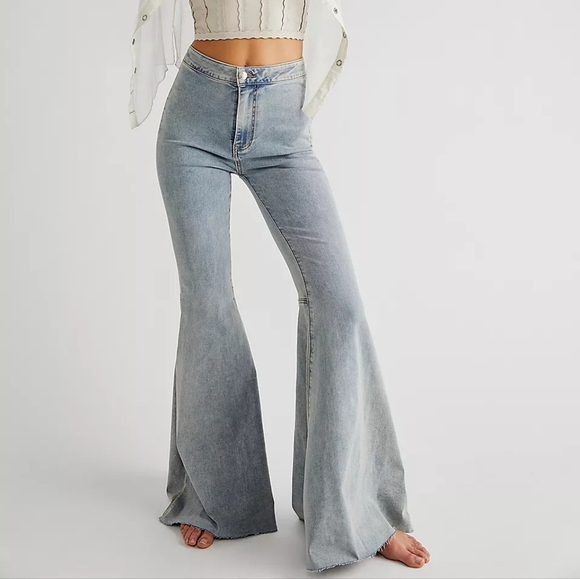 Free People Denim - We The Free Just Float‎ On Flare Jeans Women's Size 28